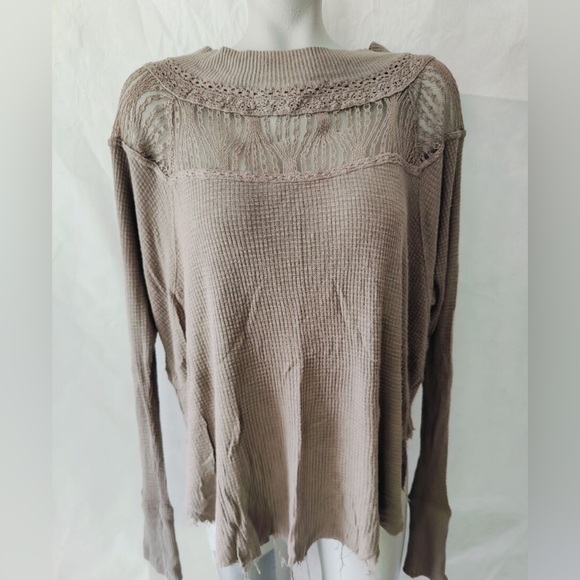 Free People Sweetest Thing Lace Sleeve Thermal Tunic Top Tan S - Picture 2 of 4